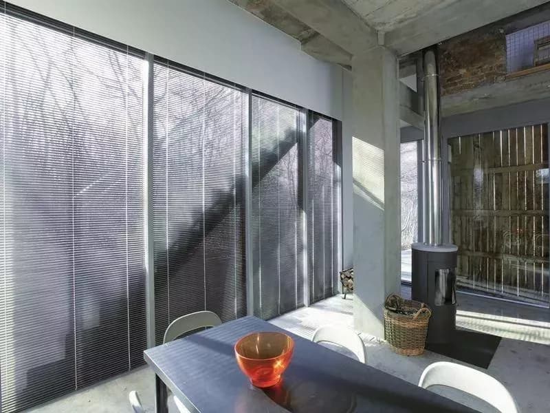 Żaluzje aluminiowe — realizacja